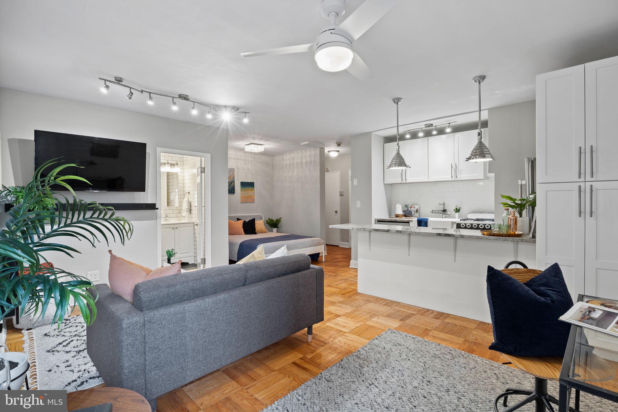 FAIRMOUNT - Residential