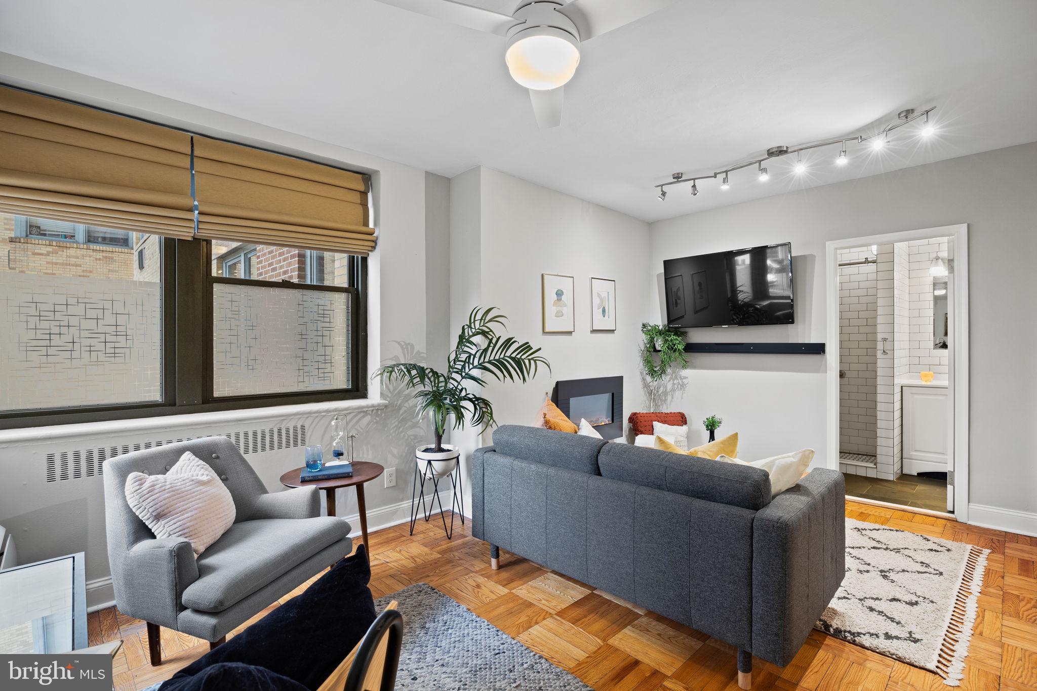 FAIRMOUNT - Residential