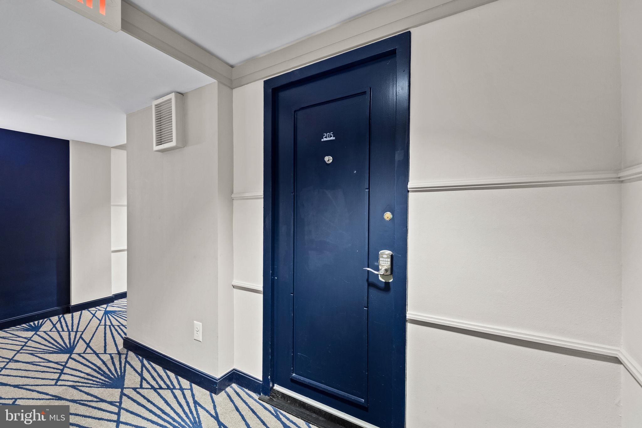 FAIRMOUNT - Residential