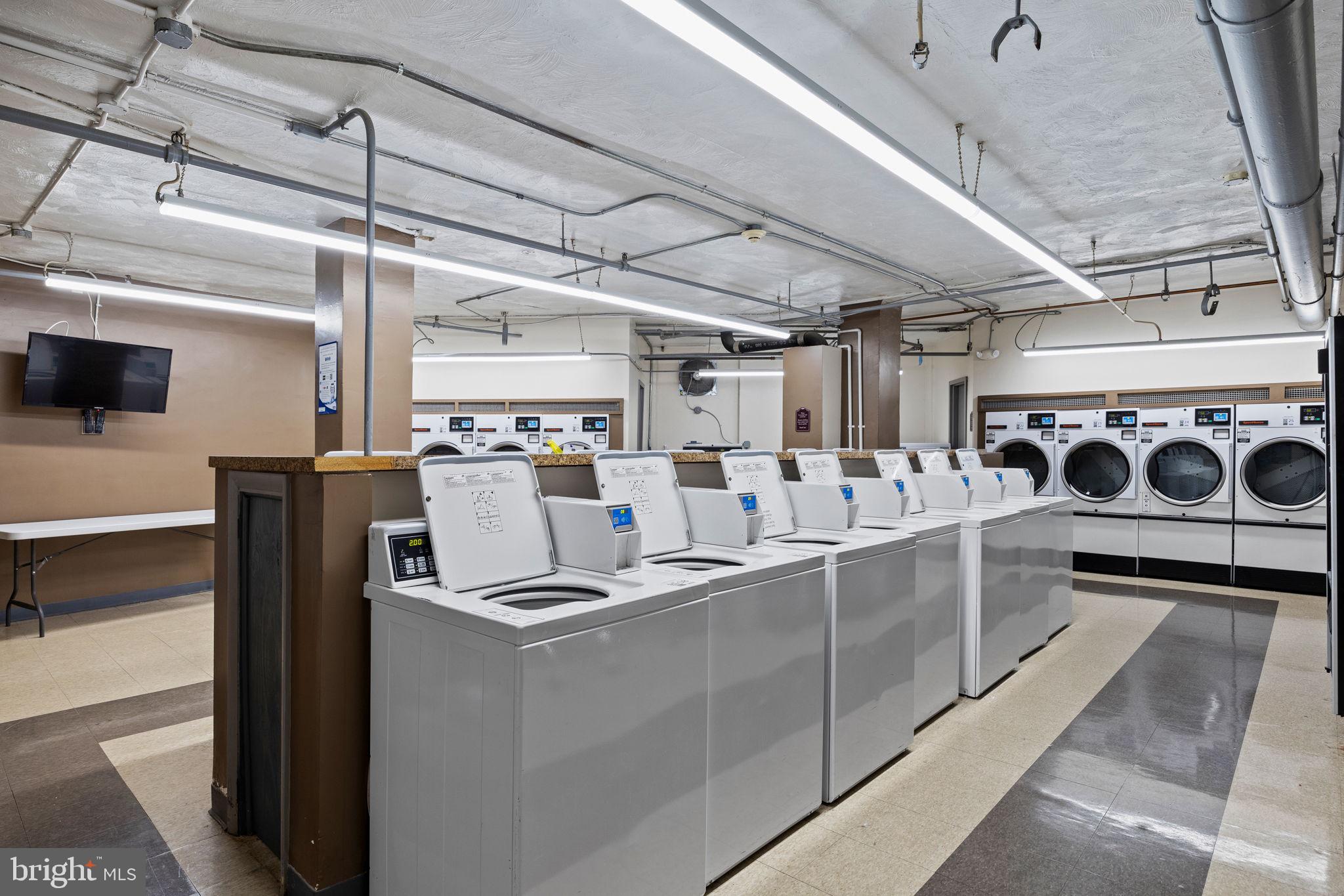 FAIRMOUNT - Residential