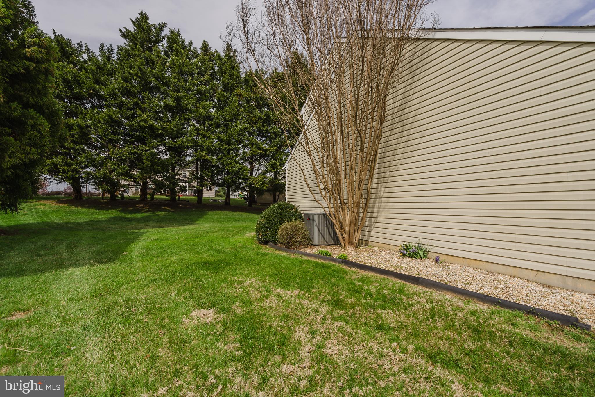 MIDDLE RUN CROSSIN - Residential