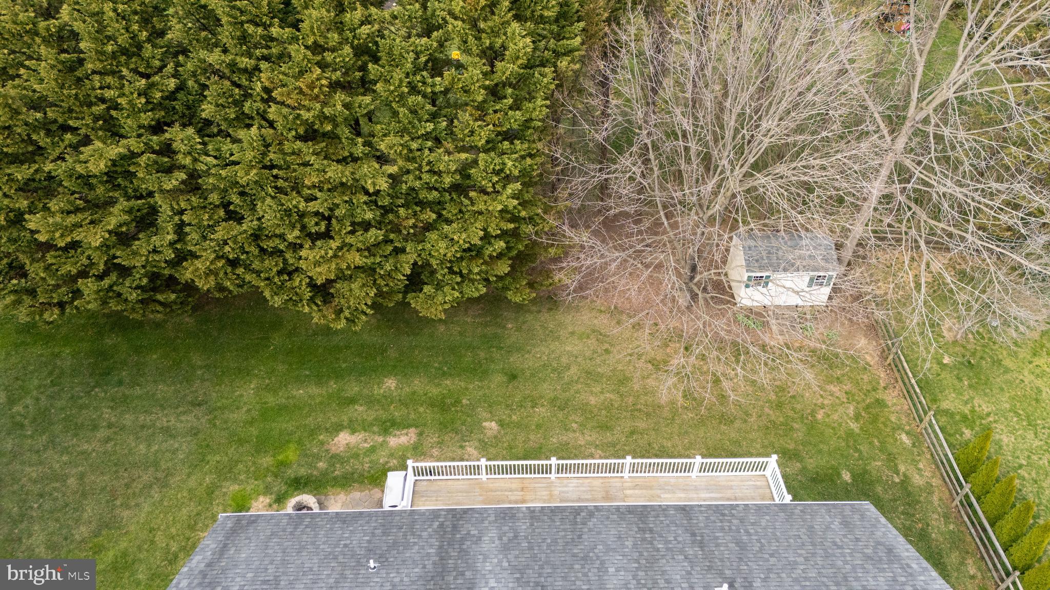 MIDDLE RUN CROSSIN - Residential