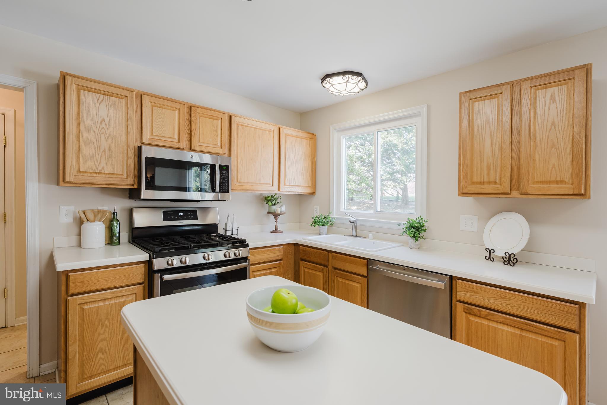 MIDDLE RUN CROSSIN - Residential