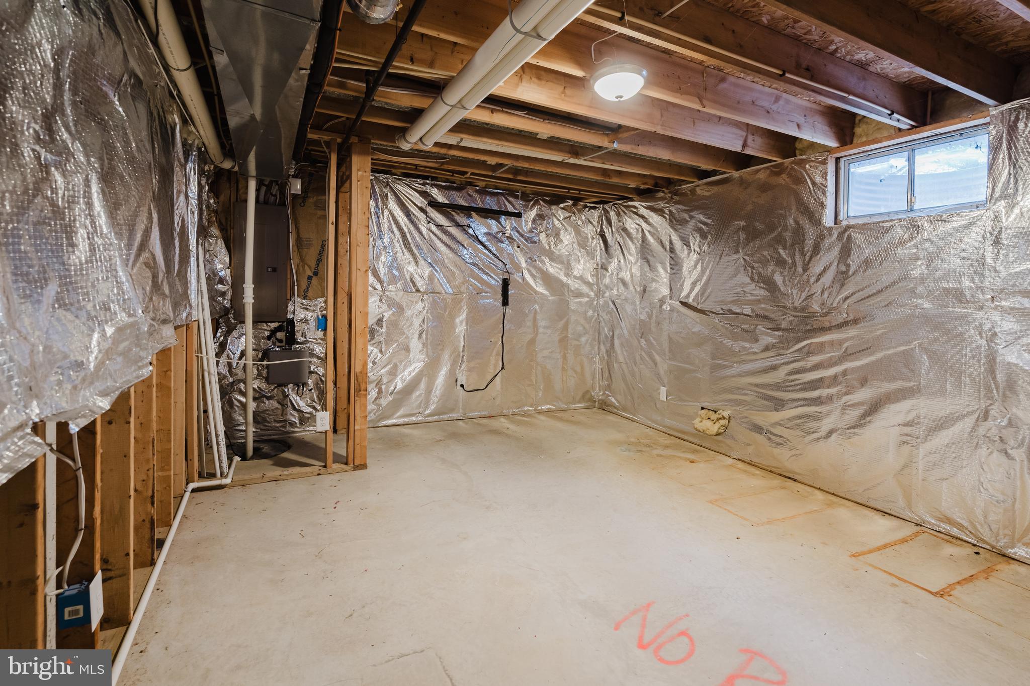 MIDDLE RUN CROSSIN - Residential