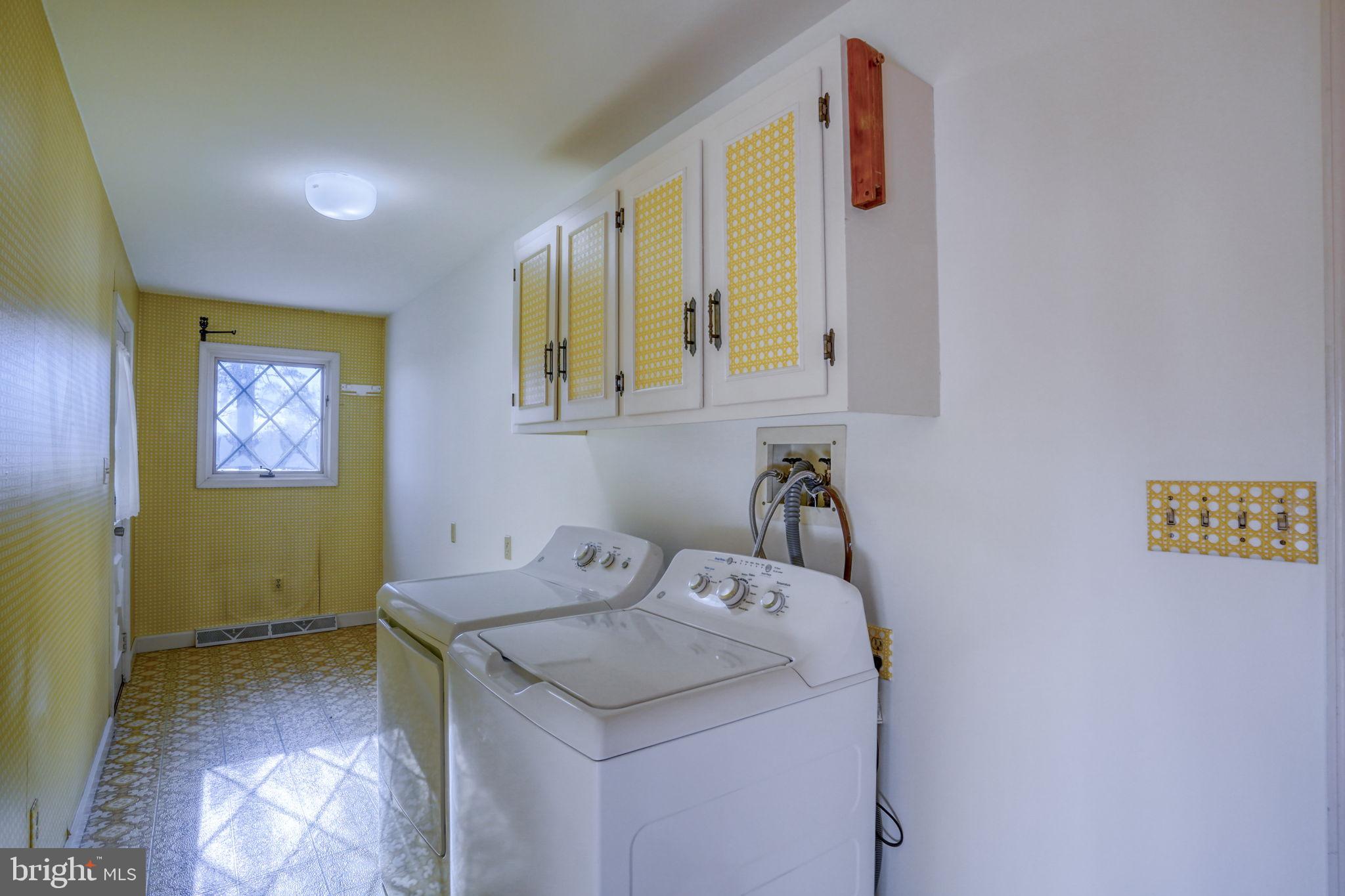 WINDING CREEK VILLAGE - Residential