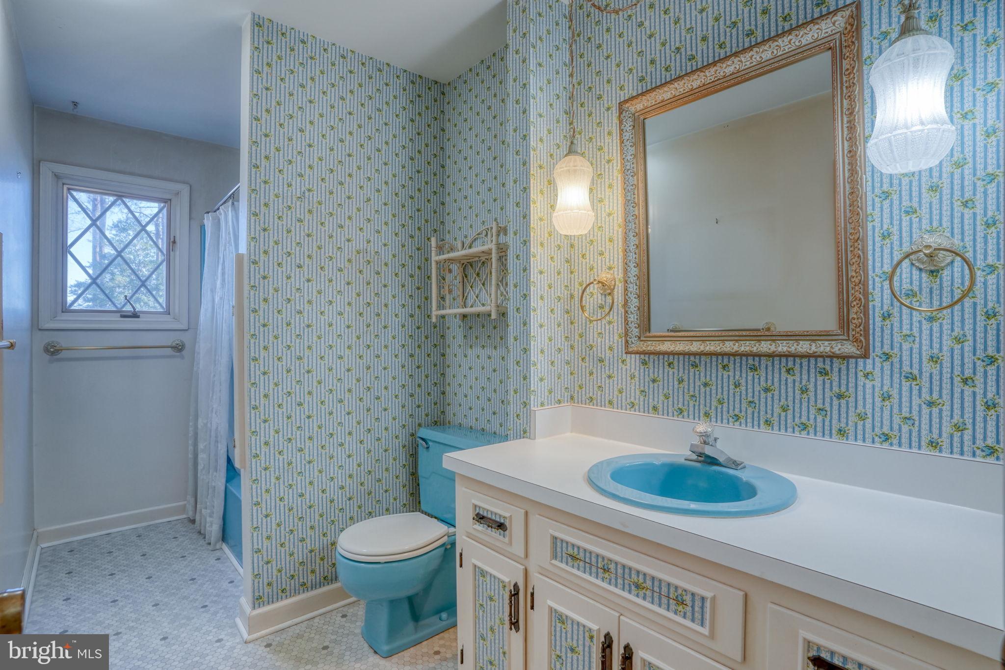 WINDING CREEK VILLAGE - Residential