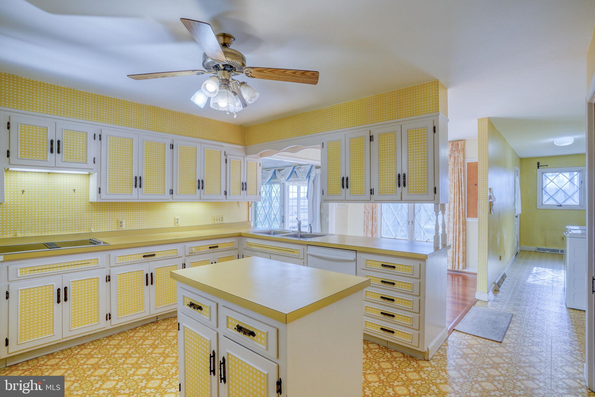 WINDING CREEK VILLAGE - Residential