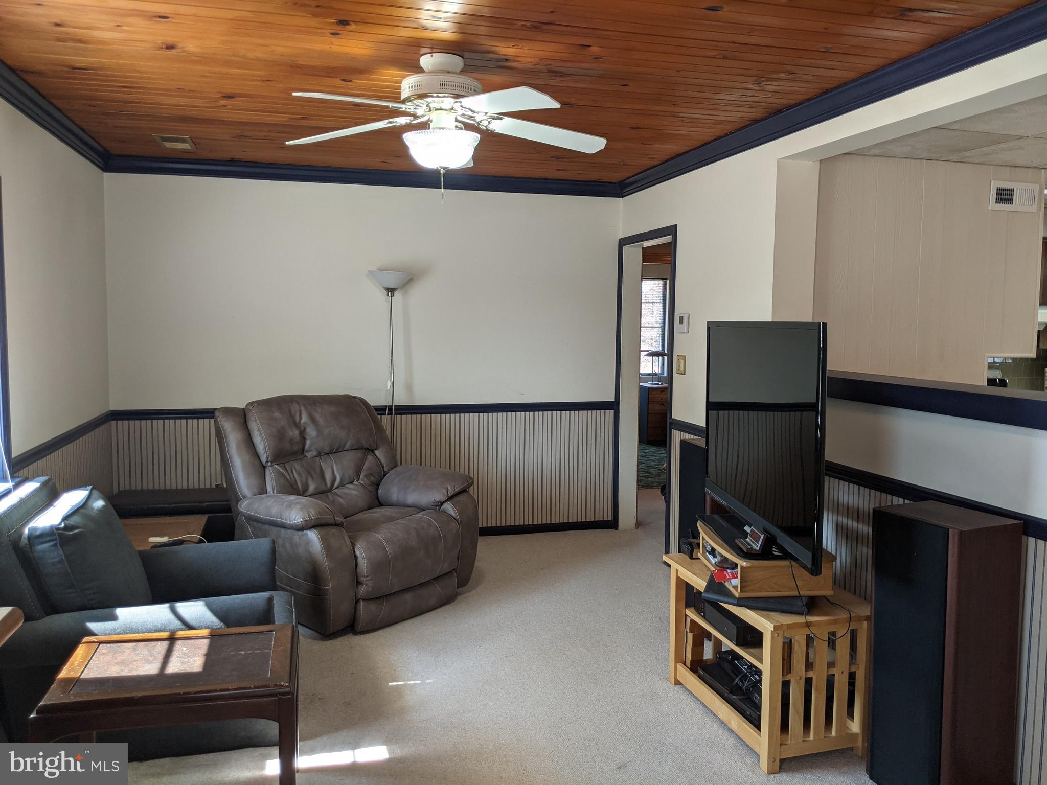 HOLLIFIELD STATION - Residential