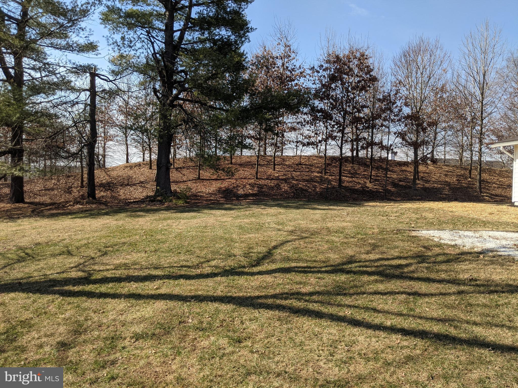 HOLLIFIELD STATION - Residential