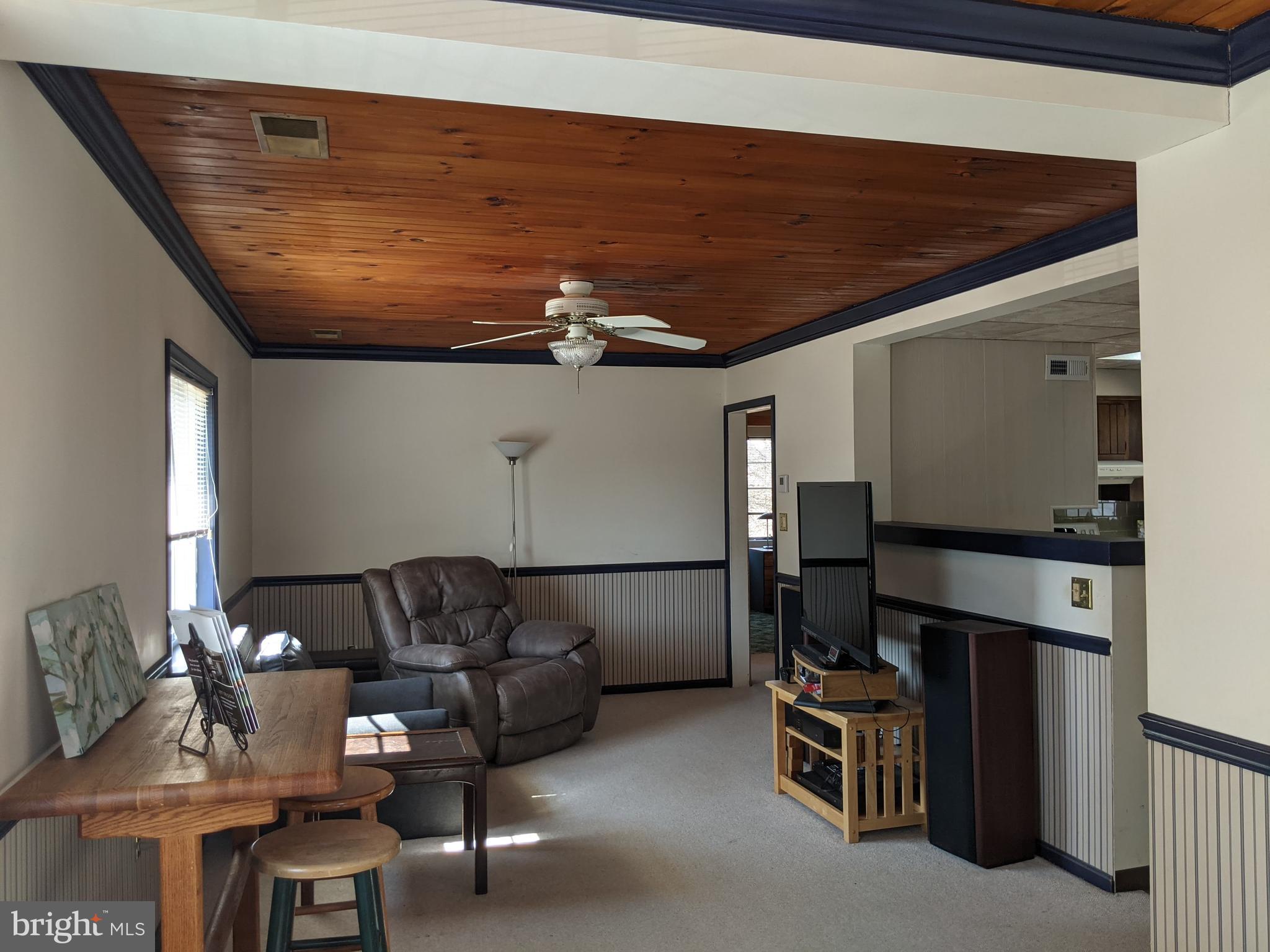 HOLLIFIELD STATION - Residential