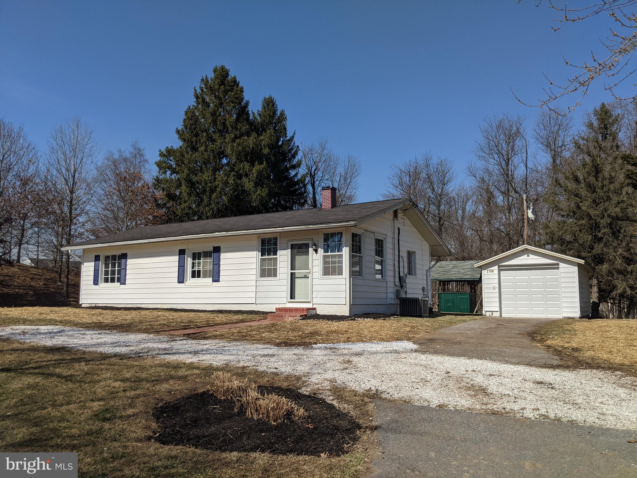 HOLLIFIELD STATION - Residential