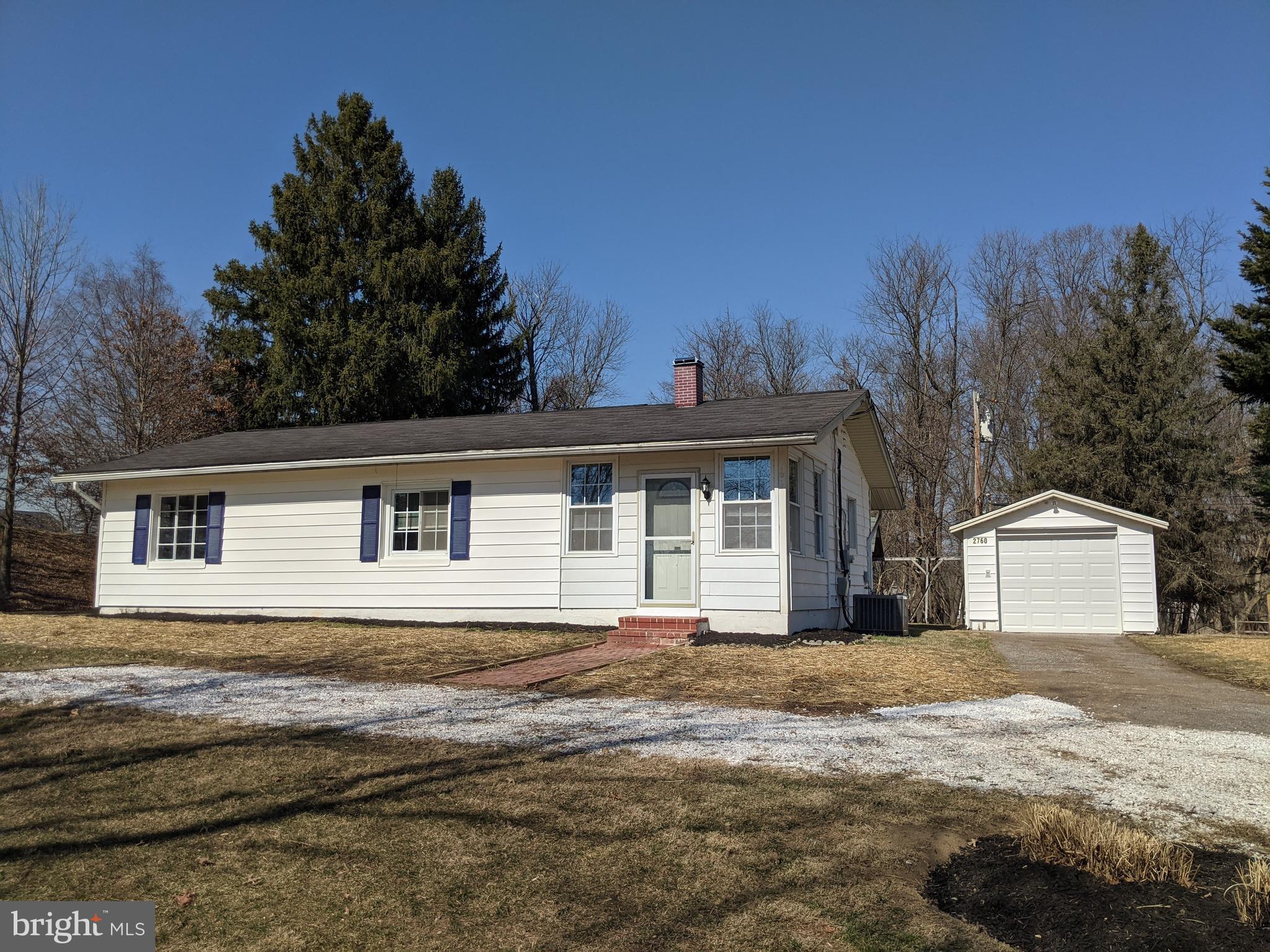 HOLLIFIELD STATION - Residential