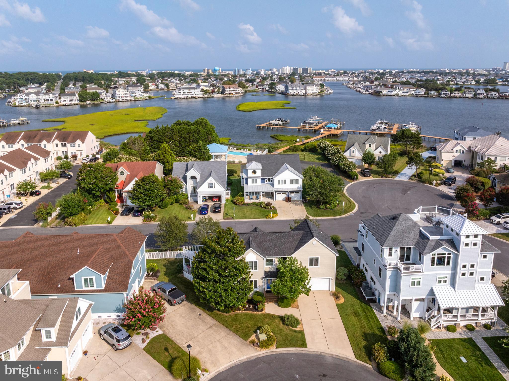 NANTUCKET POINT - Residential