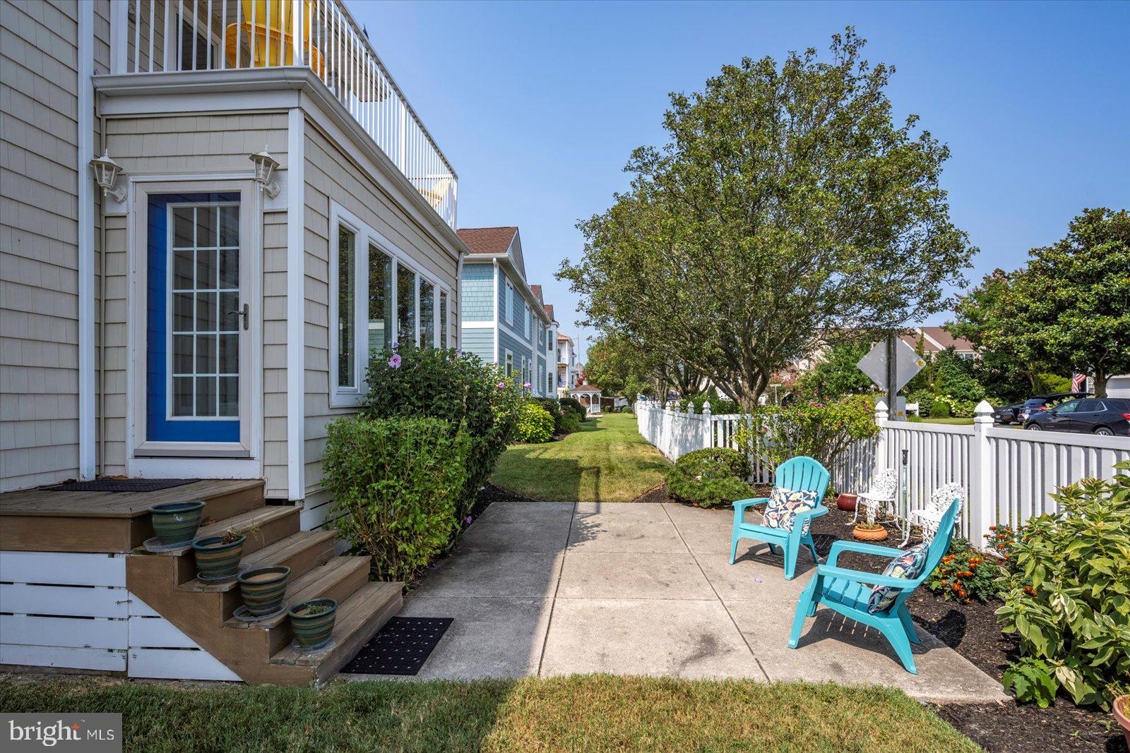 NANTUCKET POINT - Residential