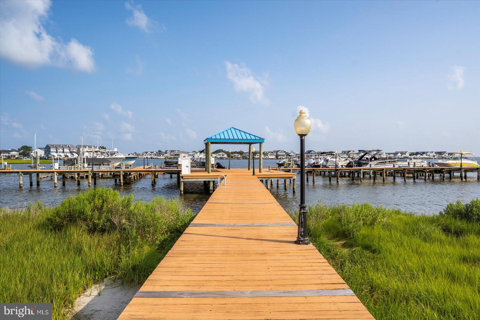 NANTUCKET POINT - Residential