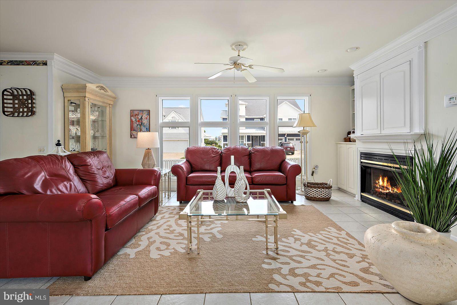 NANTUCKET POINT - Residential