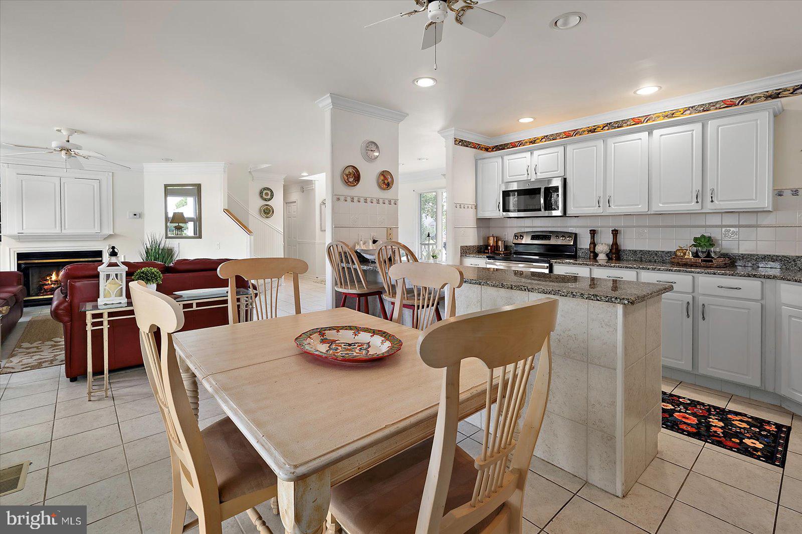 NANTUCKET POINT - Residential