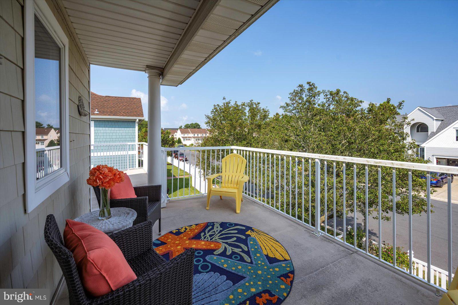 NANTUCKET POINT - Residential