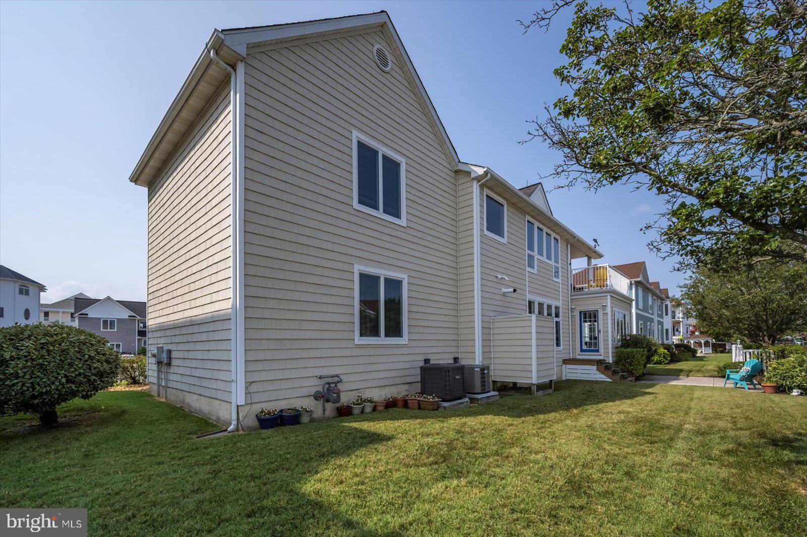 NANTUCKET POINT - Residential