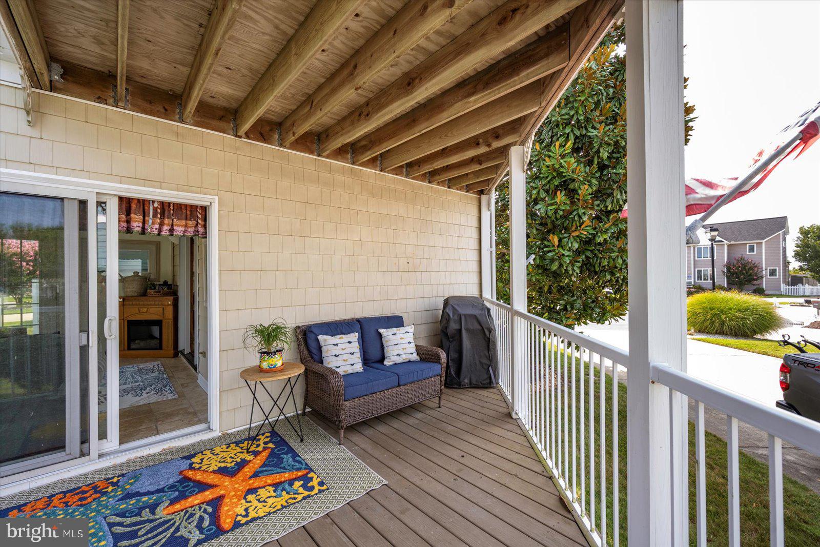 NANTUCKET POINT - Residential