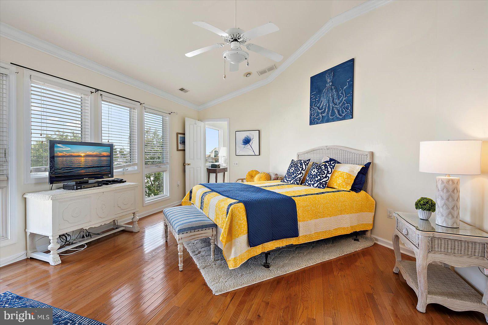 NANTUCKET POINT - Residential