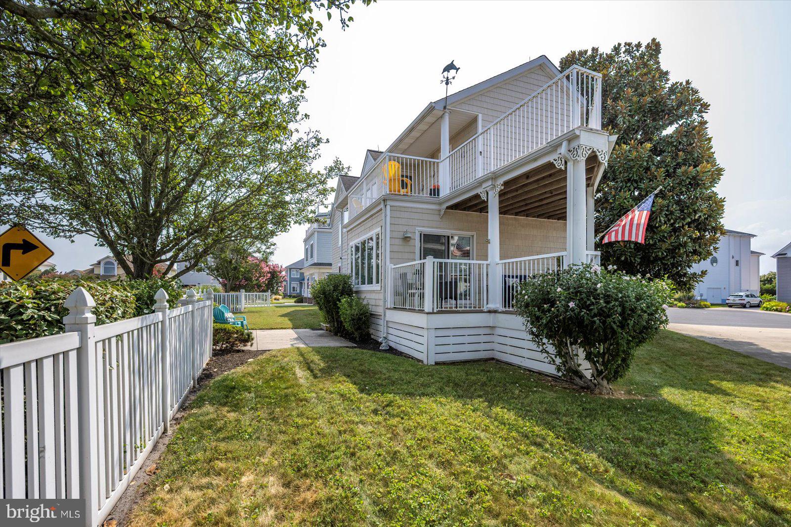 NANTUCKET POINT - Residential