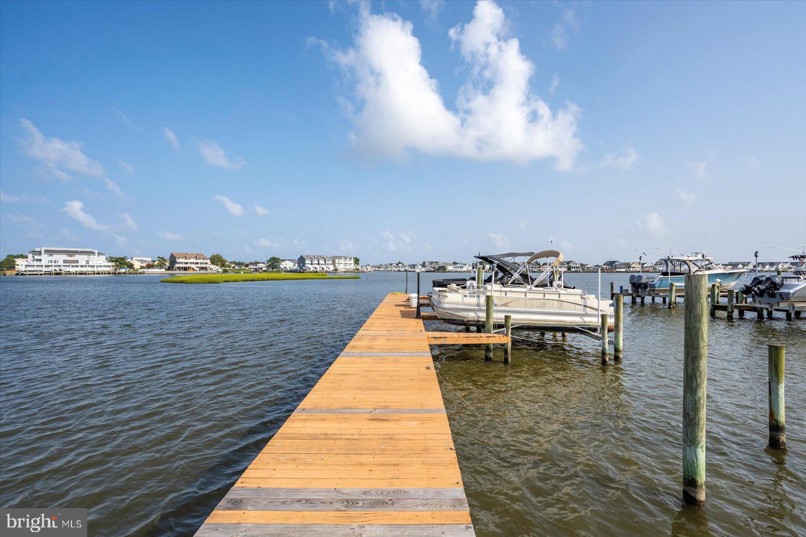 NANTUCKET POINT - Residential