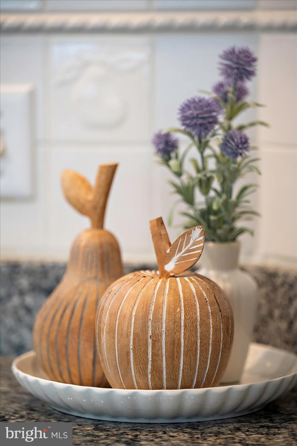 NANTUCKET POINT - Residential