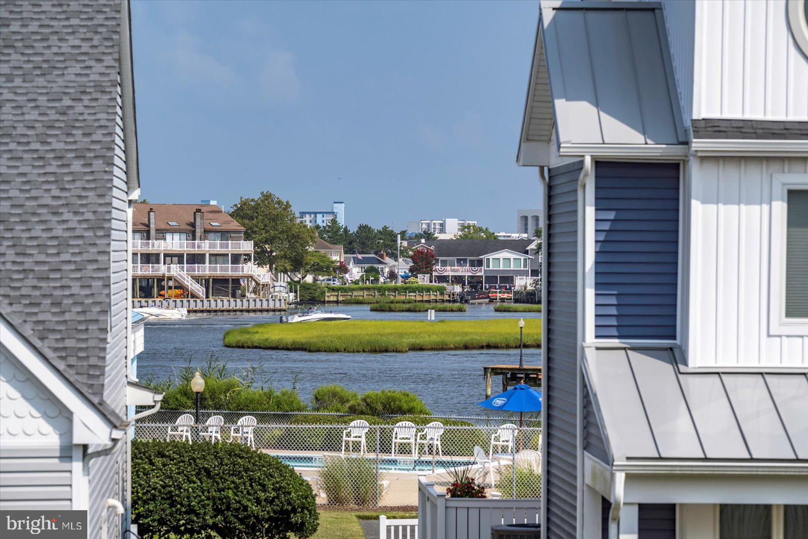NANTUCKET POINT - Residential