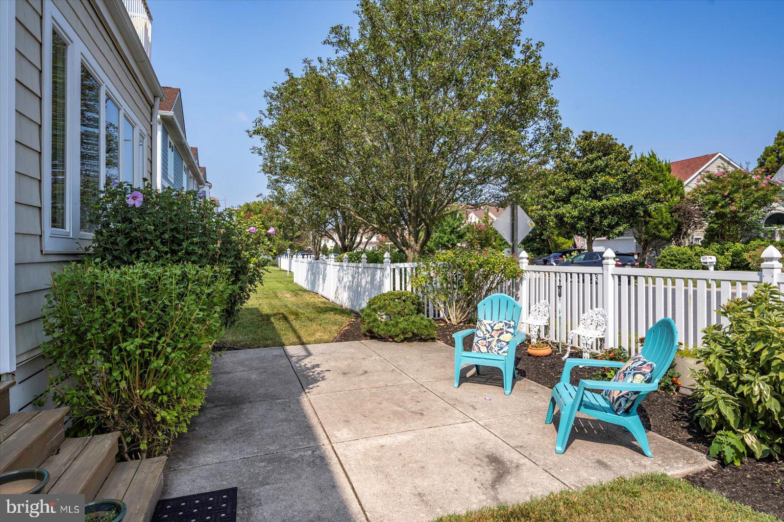 NANTUCKET POINT - Residential