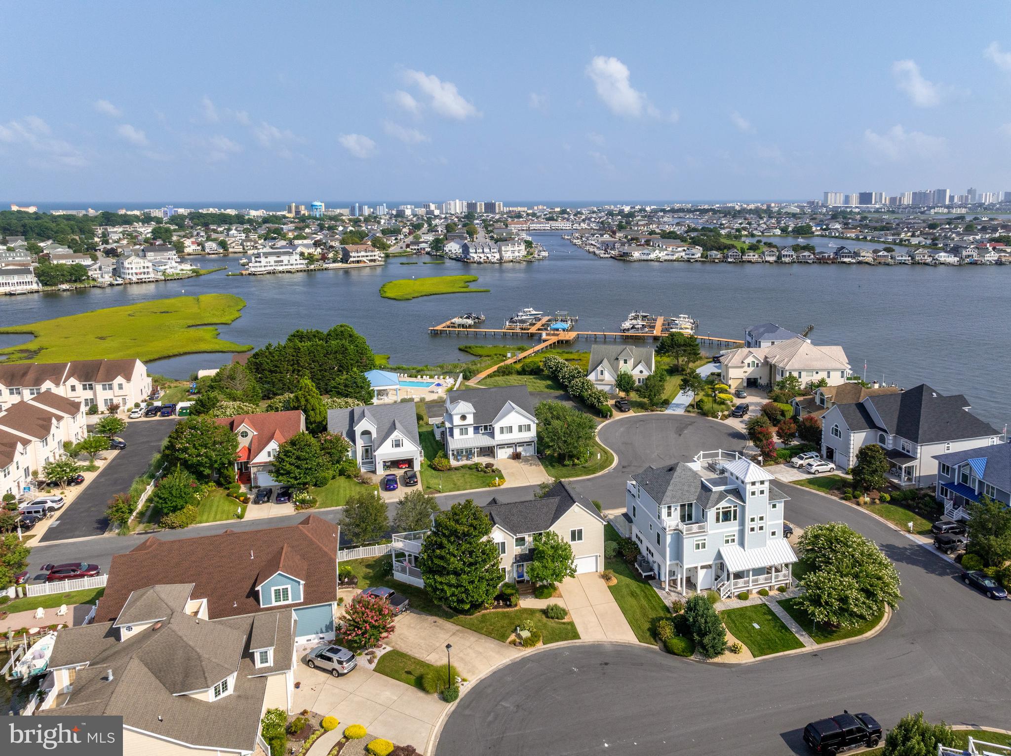 NANTUCKET POINT - Residential
