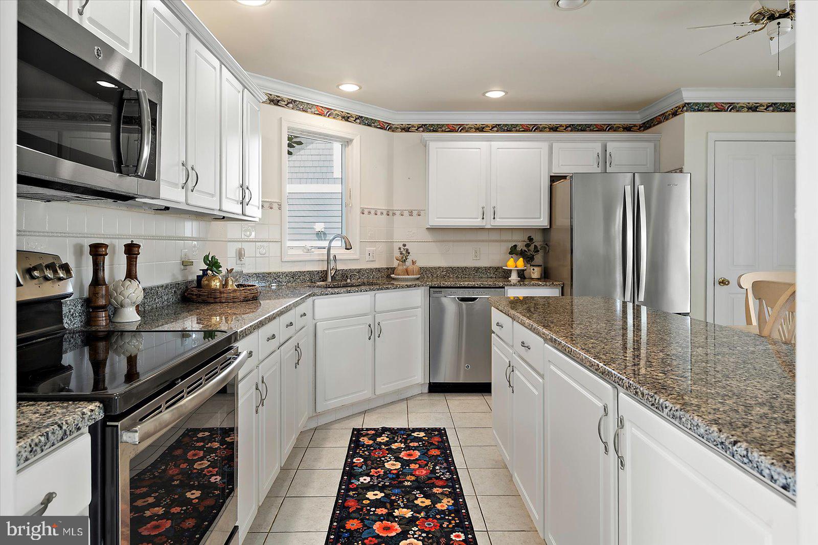 NANTUCKET POINT - Residential