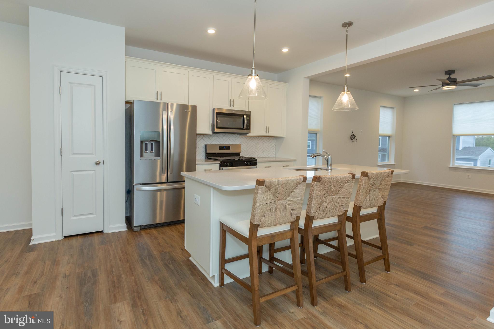 HUNTFIELD - Residential Lease