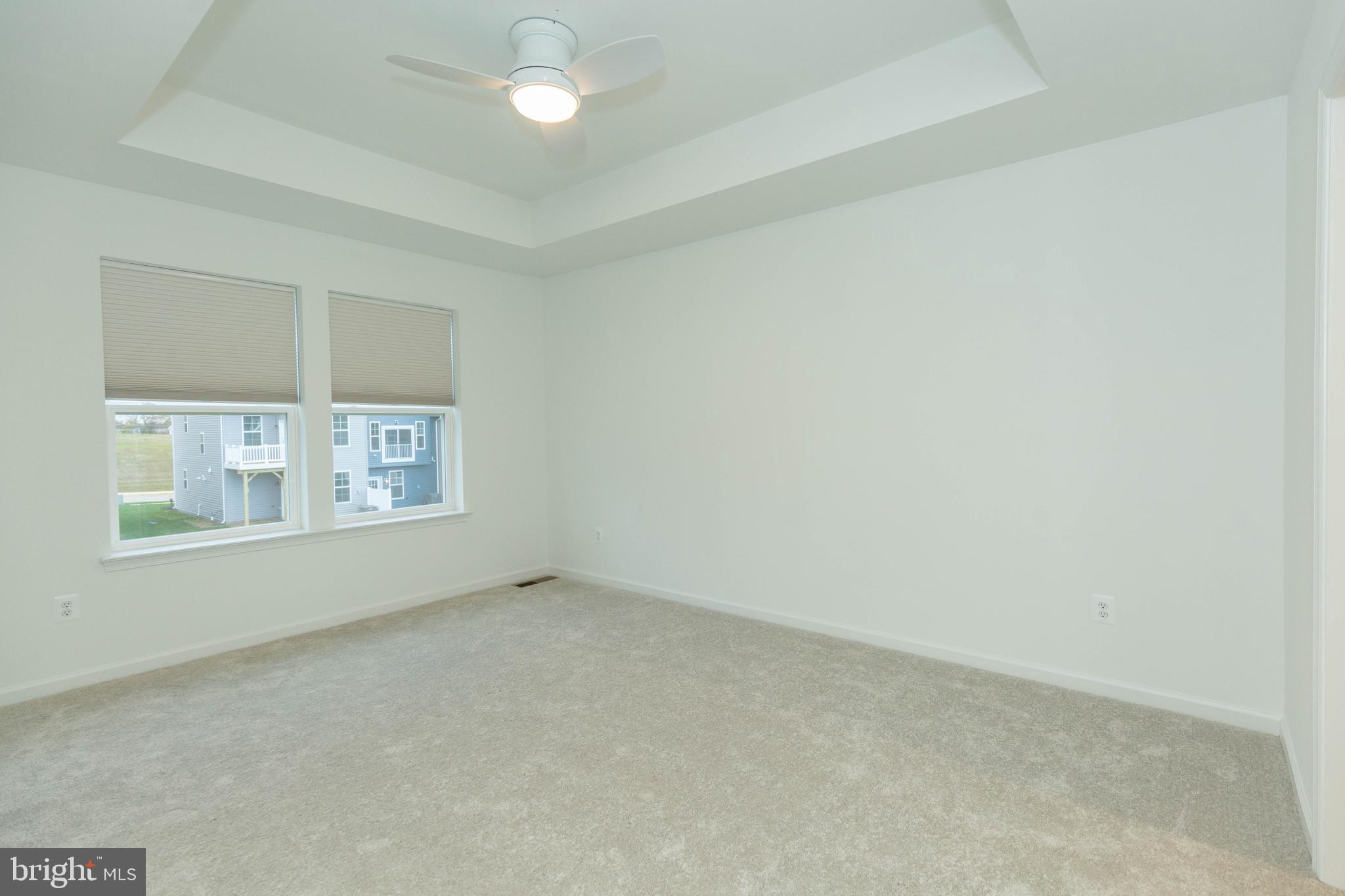 HUNTFIELD - Residential Lease