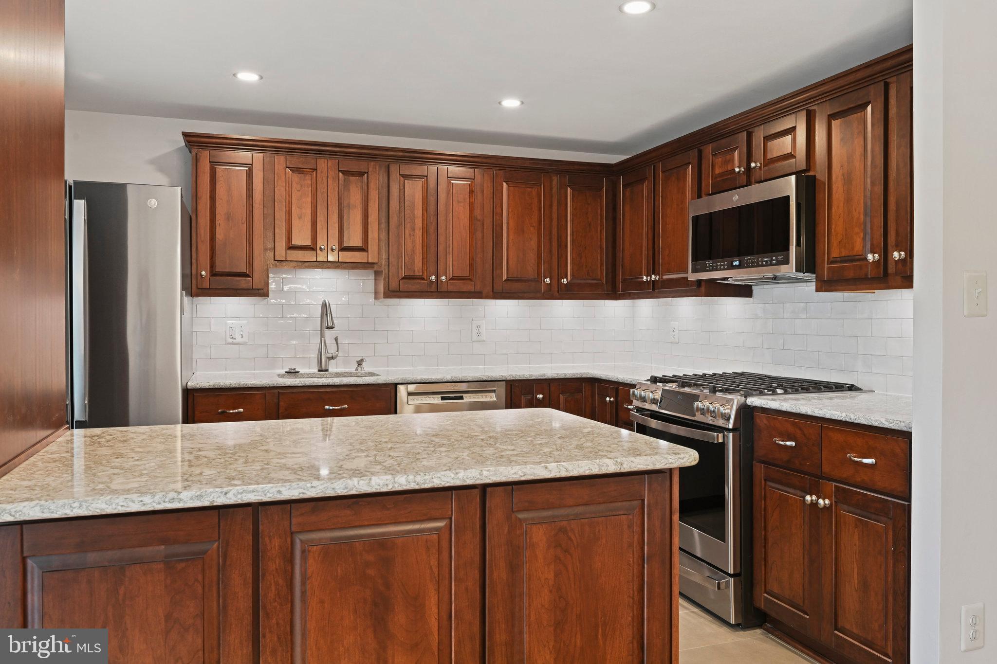 BRAXTON - Residential