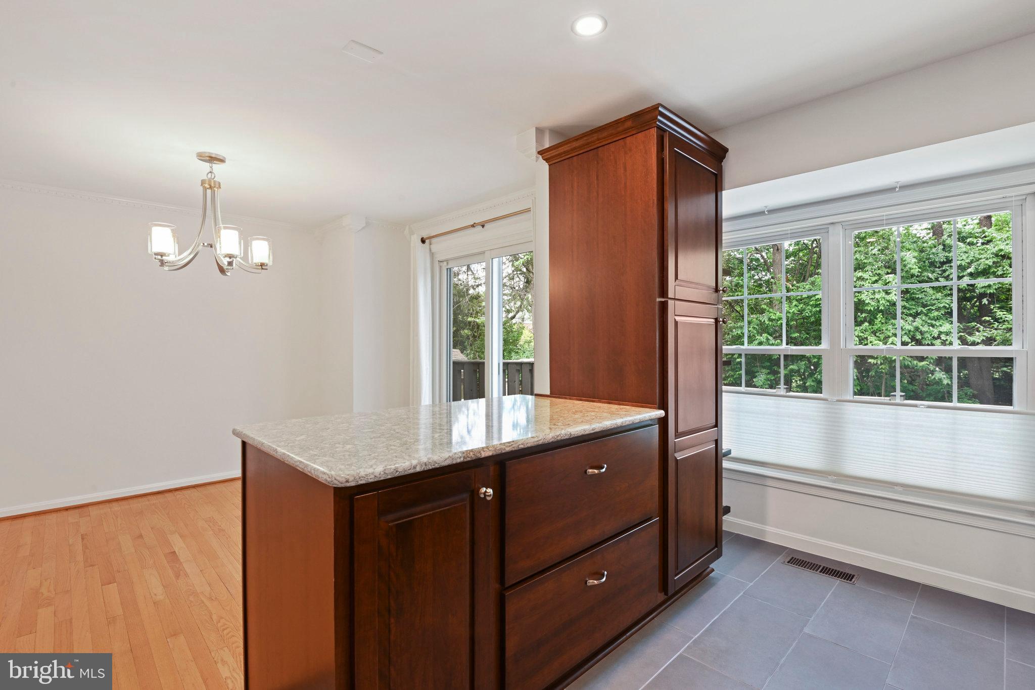 BRAXTON - Residential