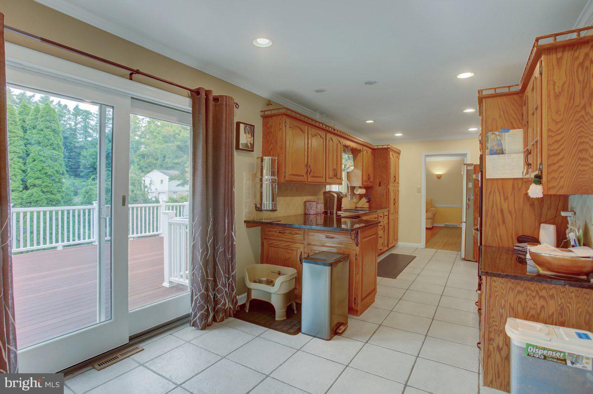 SOUTH GUILFORD HILLS - Residential