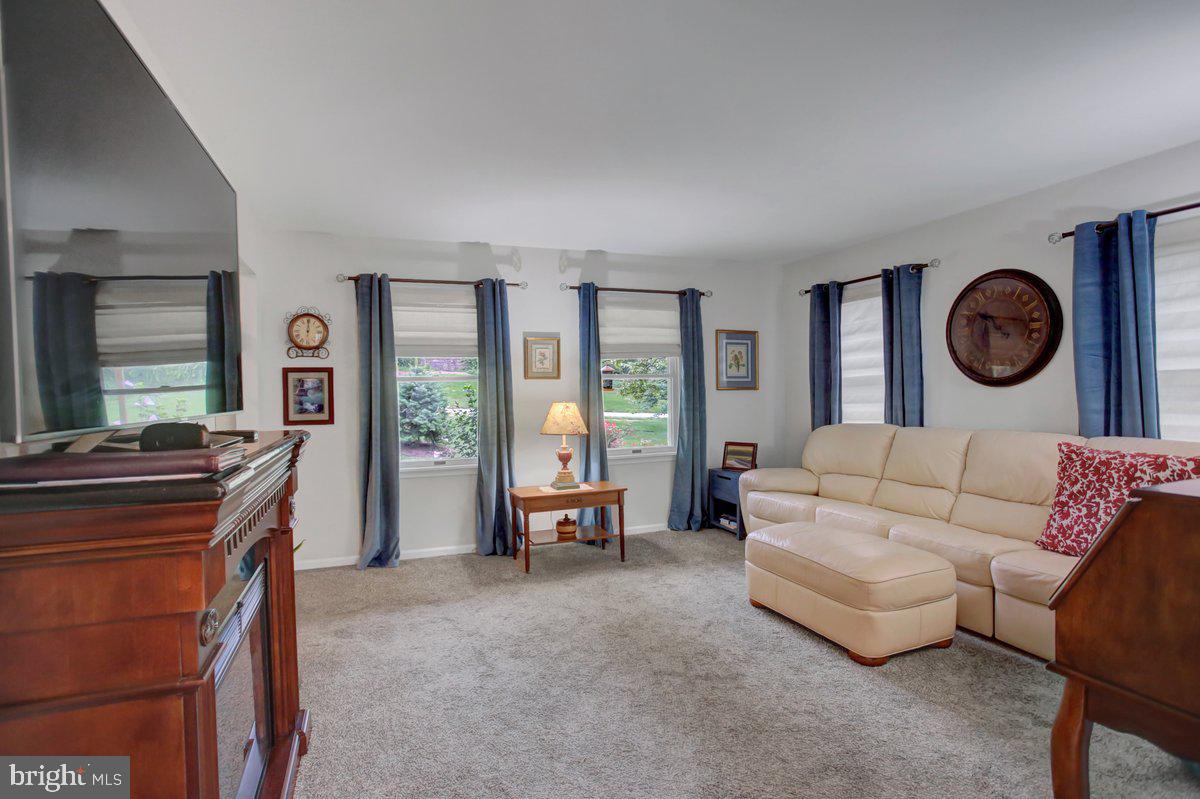 SOUTH GUILFORD HILLS - Residential