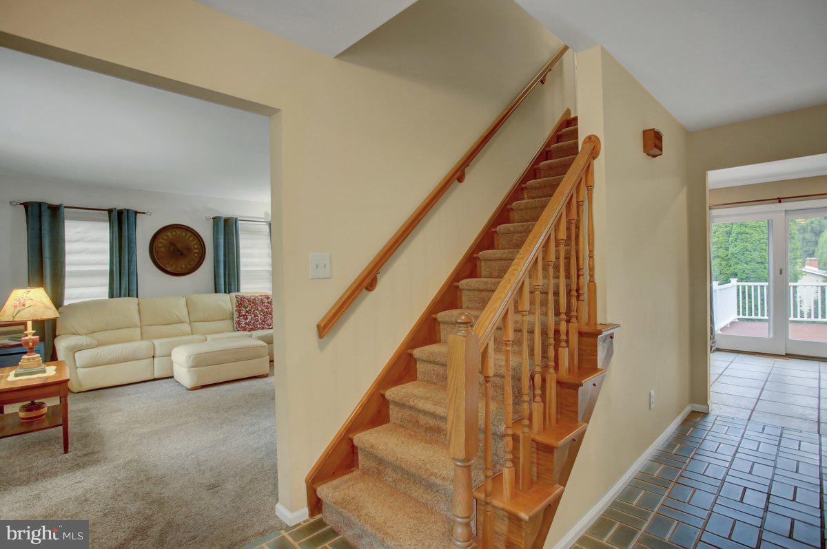 SOUTH GUILFORD HILLS - Residential