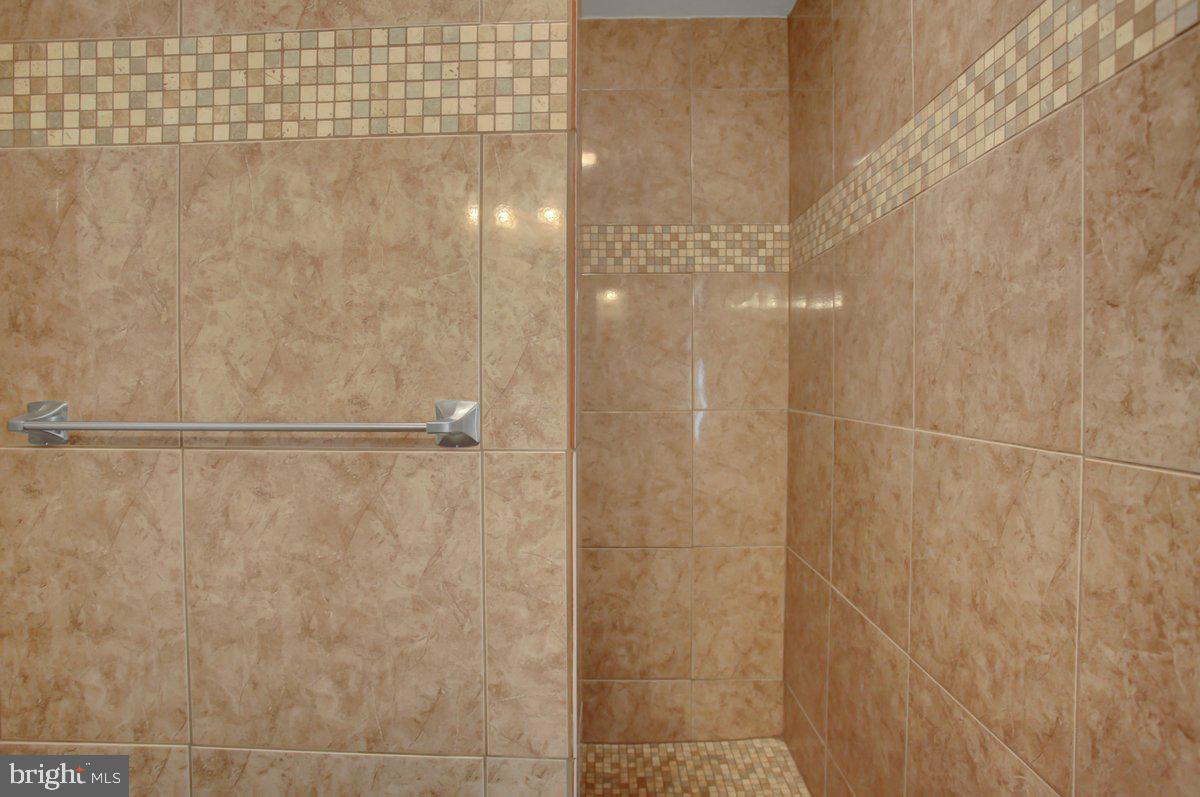 SOUTH GUILFORD HILLS - Residential