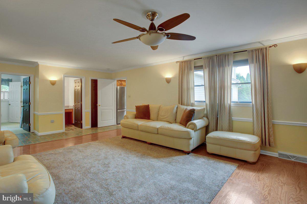 SOUTH GUILFORD HILLS - Residential