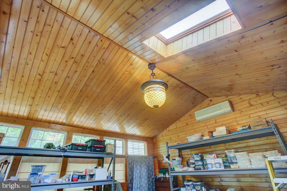 SOUTH GUILFORD HILLS - Residential