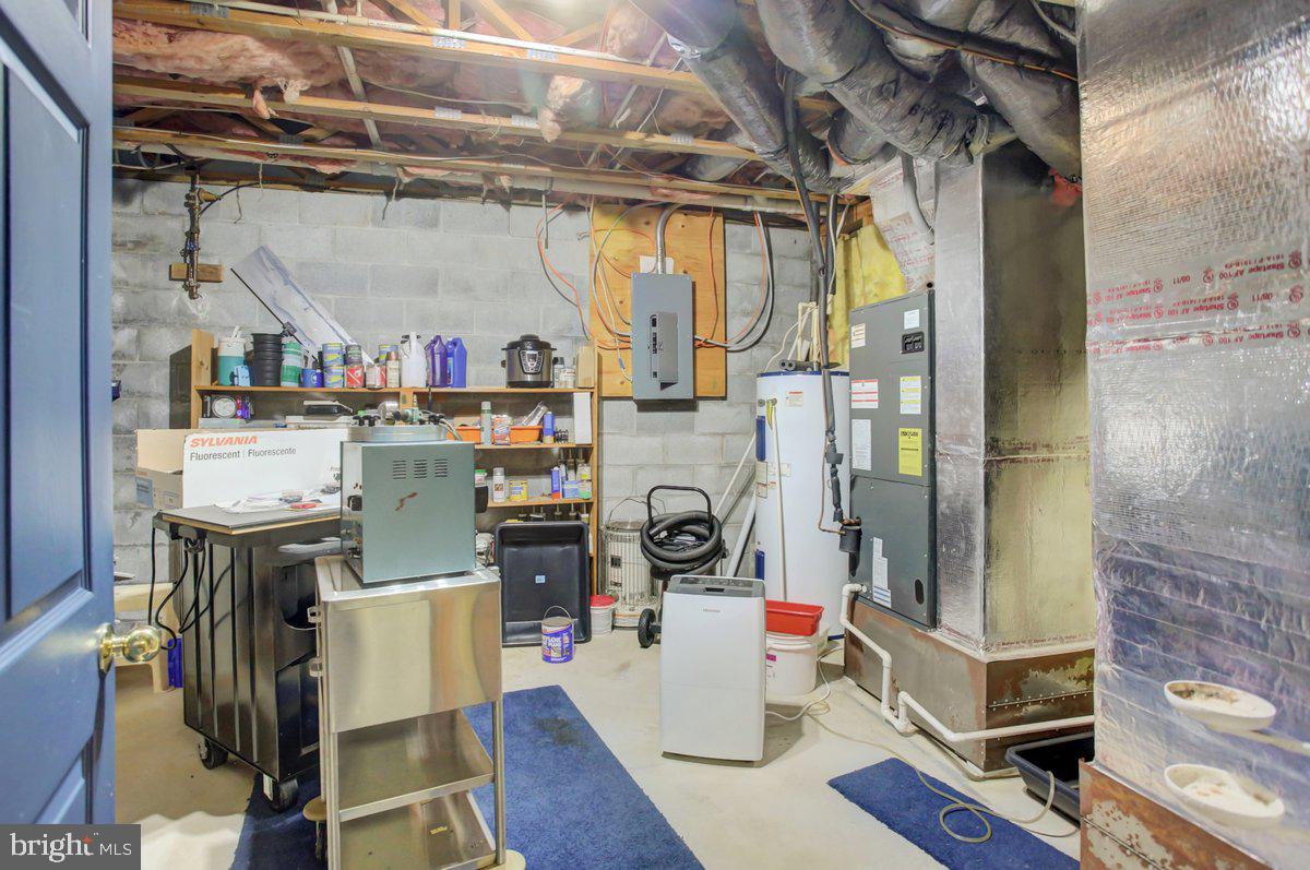 SOUTH GUILFORD HILLS - Residential