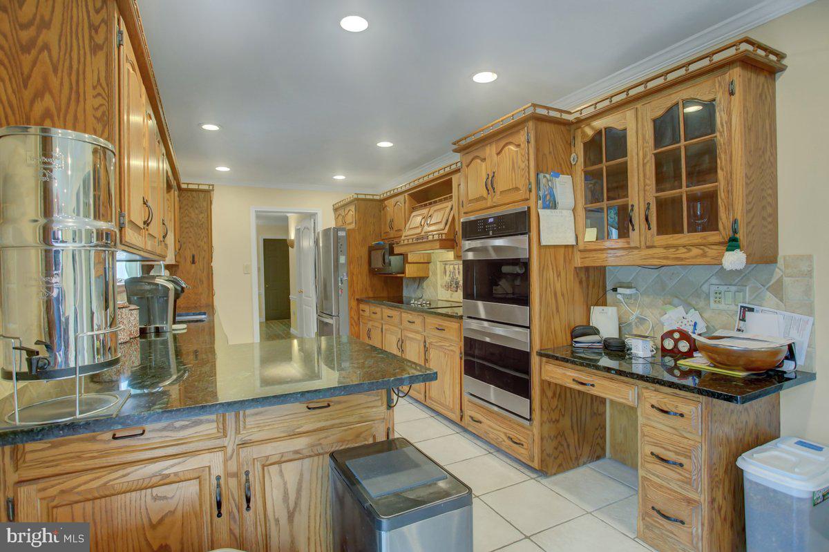 SOUTH GUILFORD HILLS - Residential