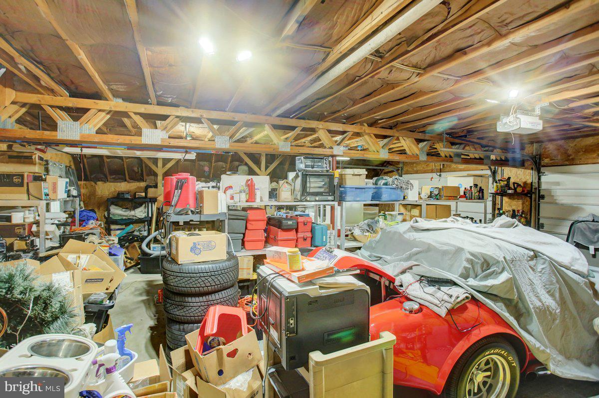 SOUTH GUILFORD HILLS - Residential