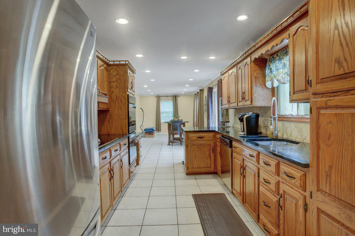 SOUTH GUILFORD HILLS - Residential