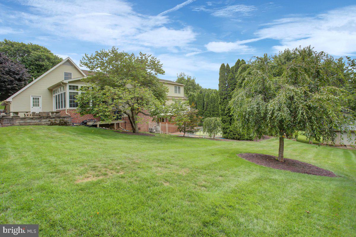 SOUTH GUILFORD HILLS - Residential