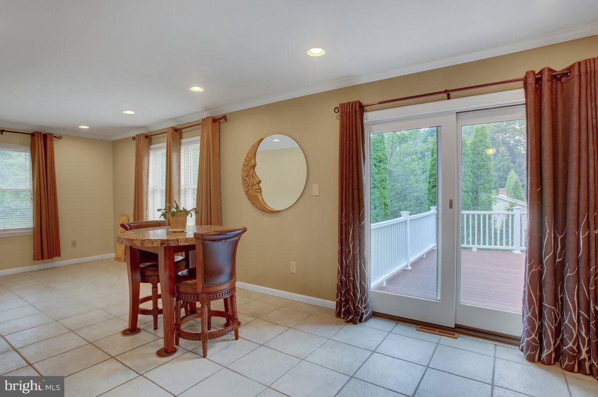 SOUTH GUILFORD HILLS - Residential