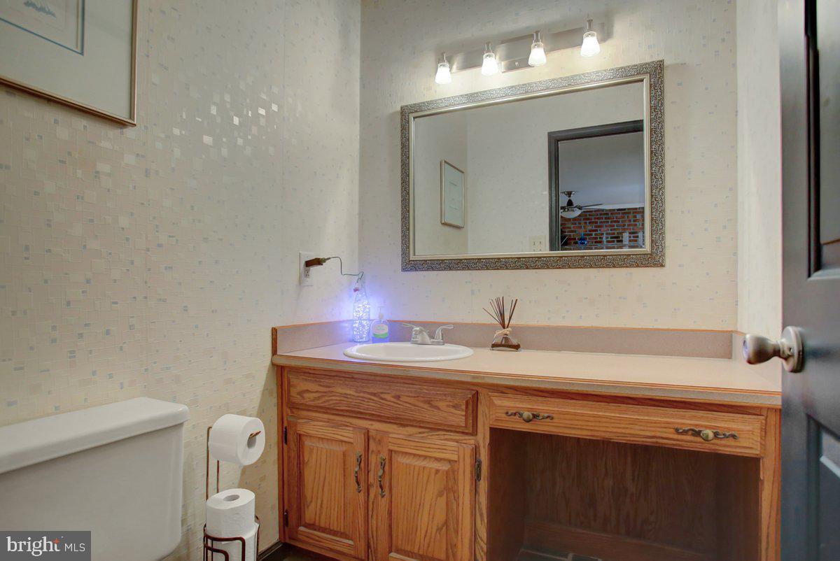 SOUTH GUILFORD HILLS - Residential