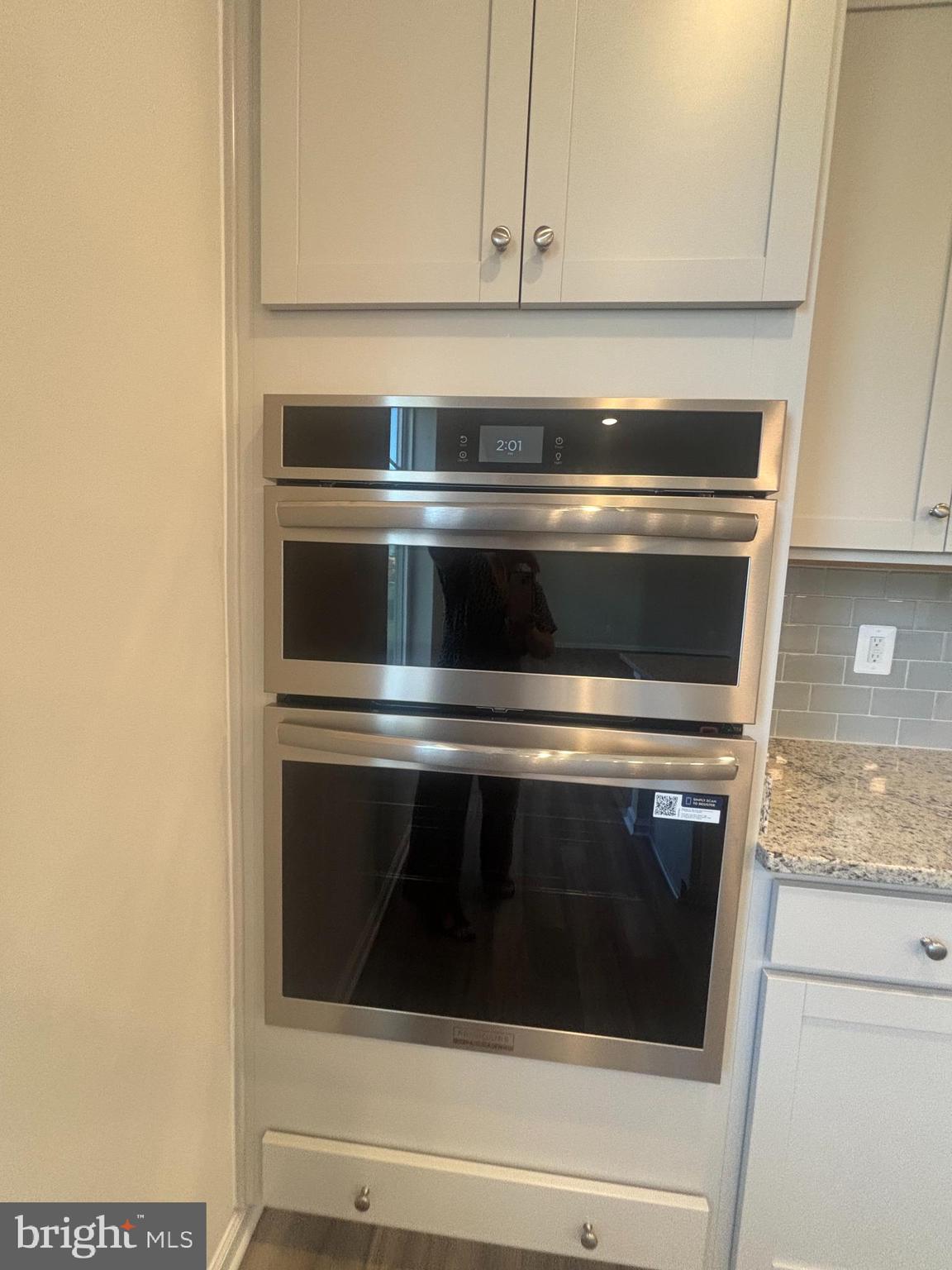 RED CLOVER MEADOWS - Residential Lease